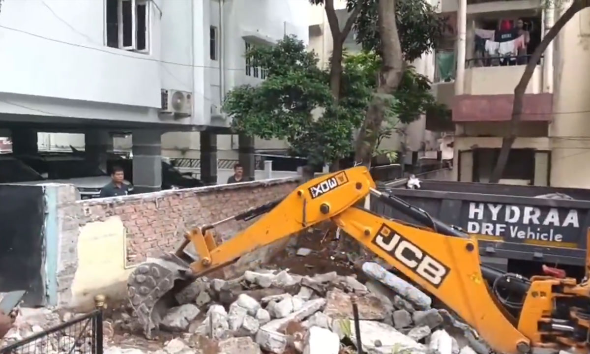 HYDRA Removes Barrier Wall to Connect Nandanavanam and Jayanagar Colonies