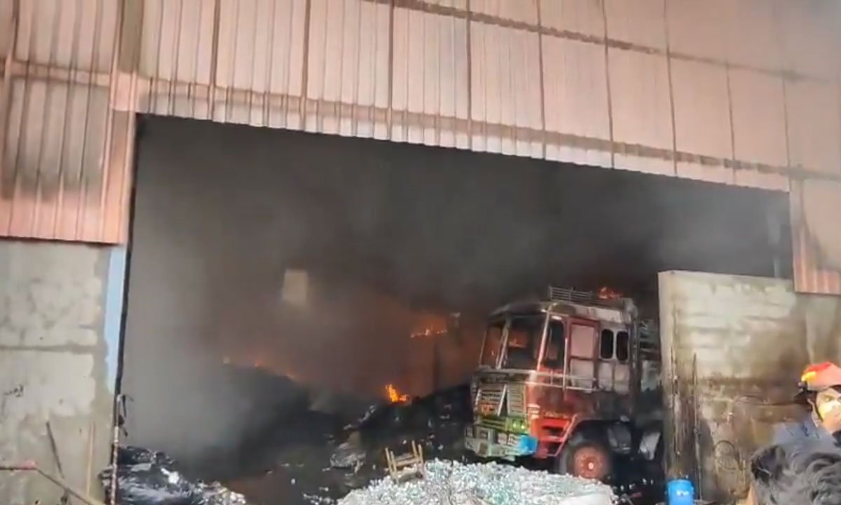 Telangana: Fire Erupts at Waste Management Facility in Sangareddy’s Industrial Hub