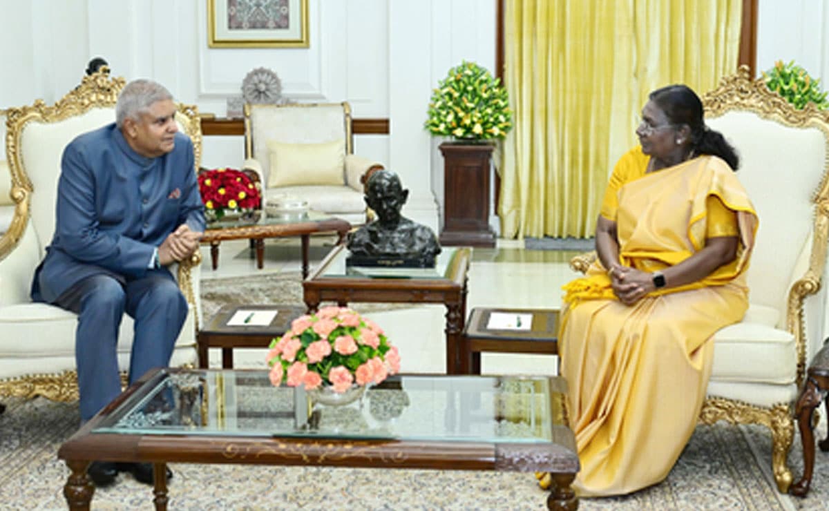President Murmu accepts Jagdeep Dhankhar's resignation