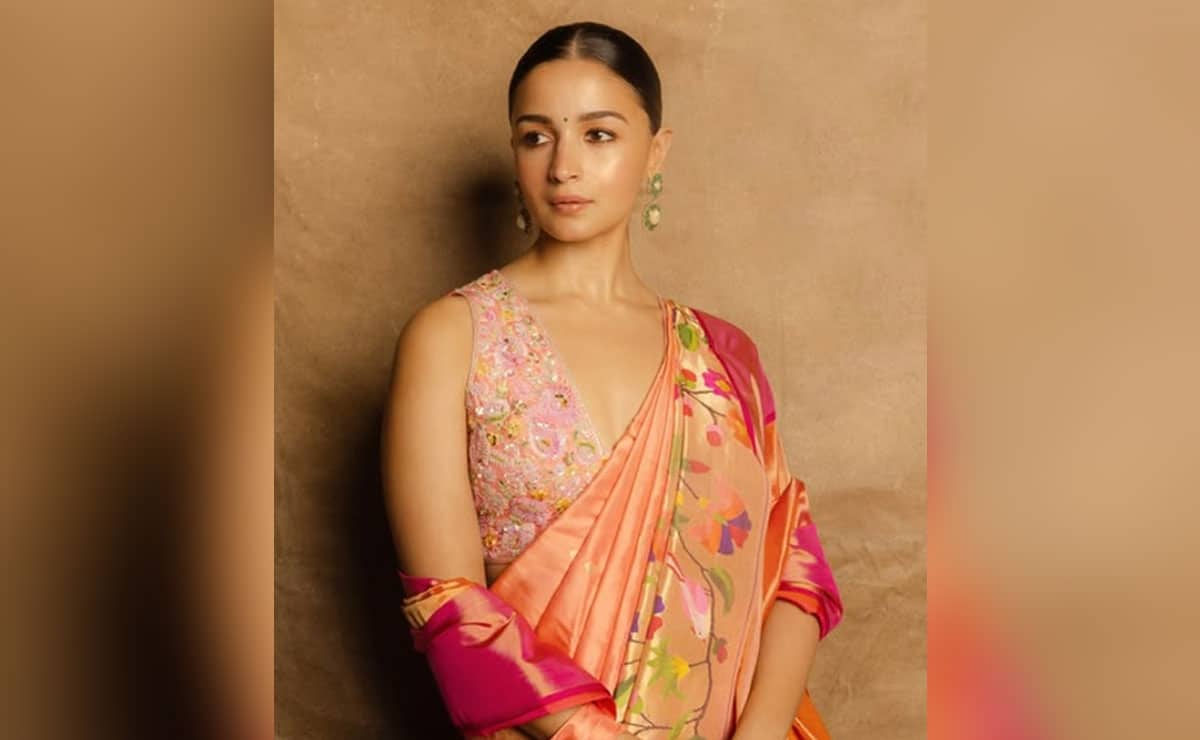 Alia Bhatt shares glimpse of holiday burger feast, says ‘good vibes only’