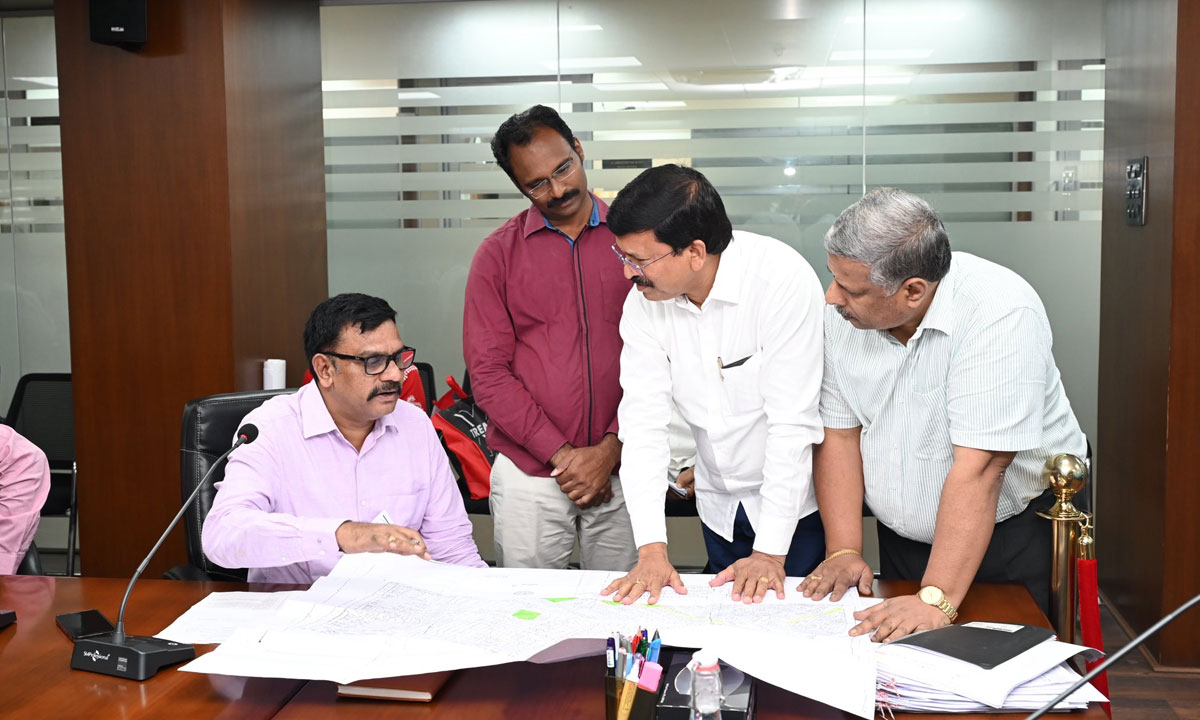 HYDRAA Praja Vani Complaints Soar: 61 Encroachment Cases Filed in a Day