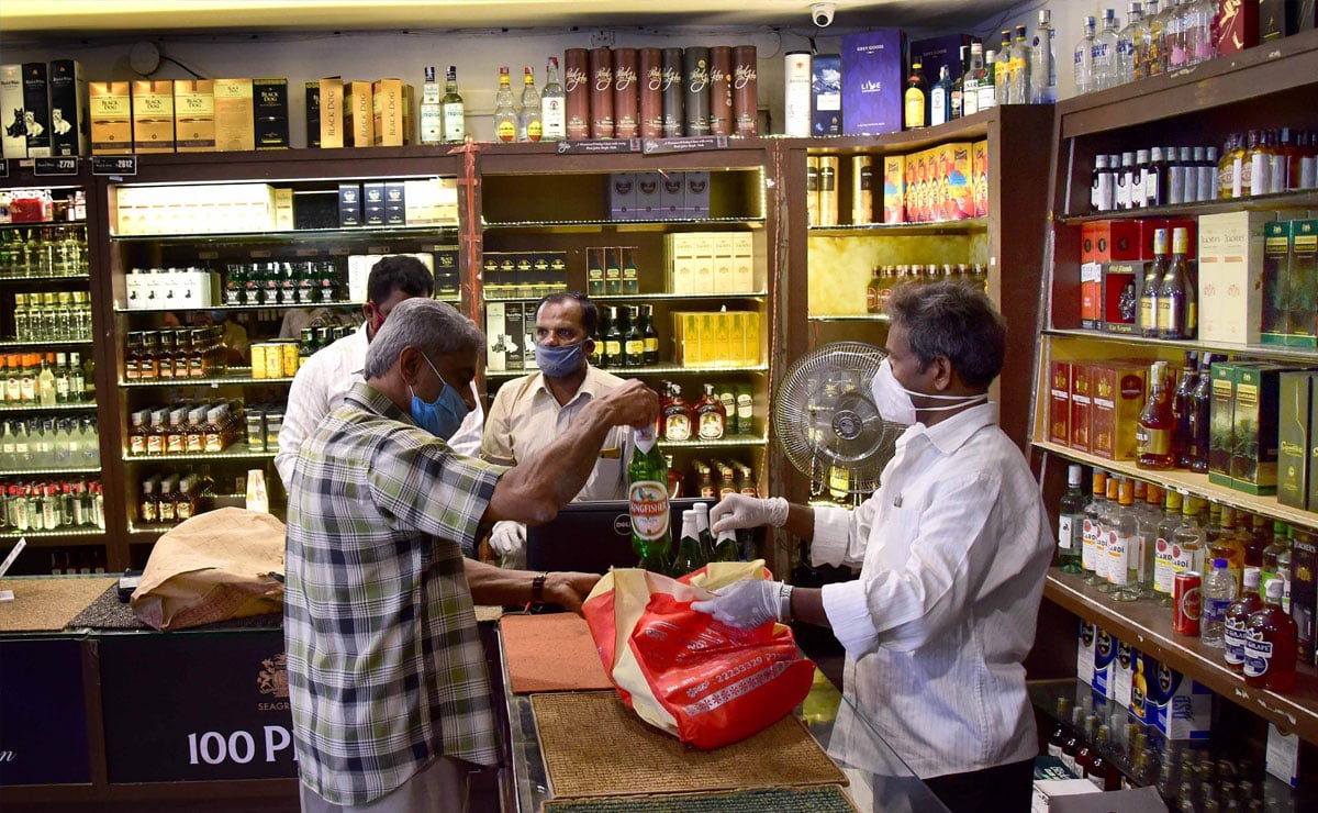 Telangana Revises Liquor Licence Rules: Higher Fees, More Applicants Welcome
