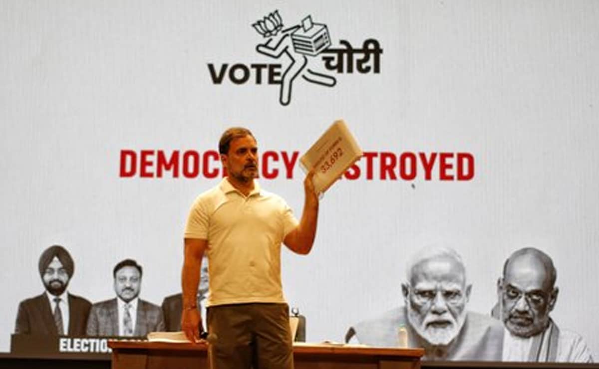 Sign declaration or apologise to nation: ECI sources on Rahul Gandhi