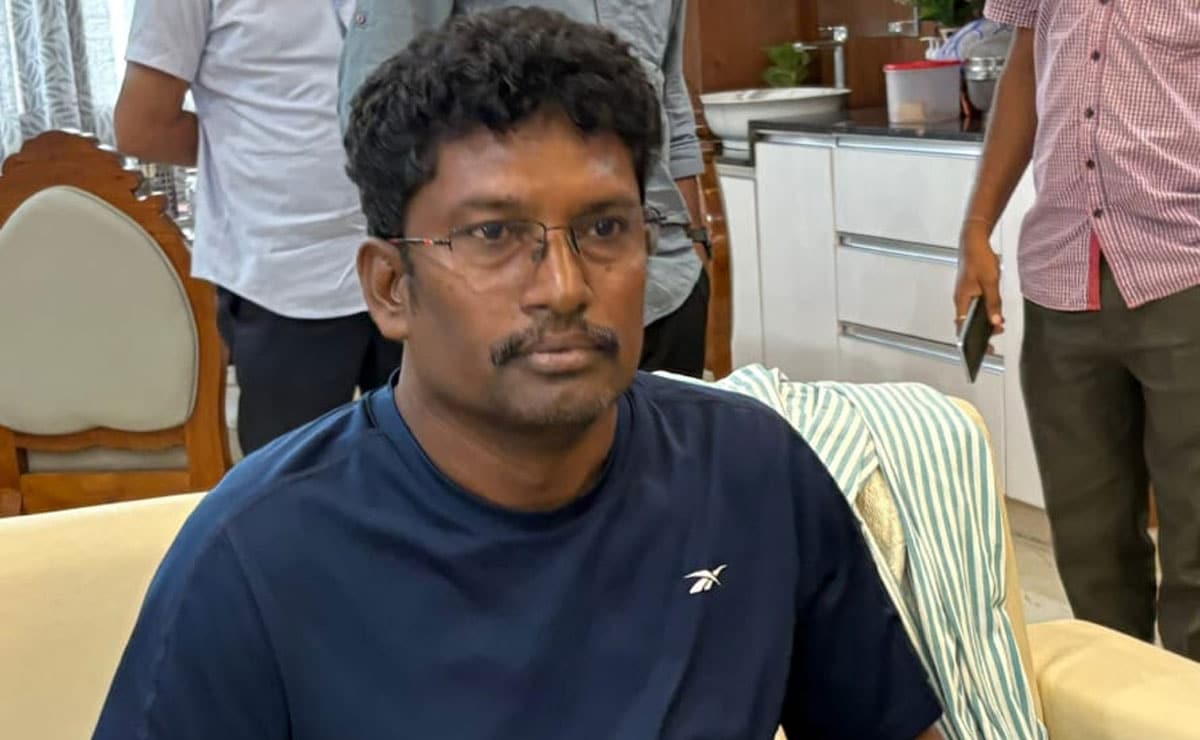 Telangana ACB raids unearth Rs 5 crore assets of Tahsildar