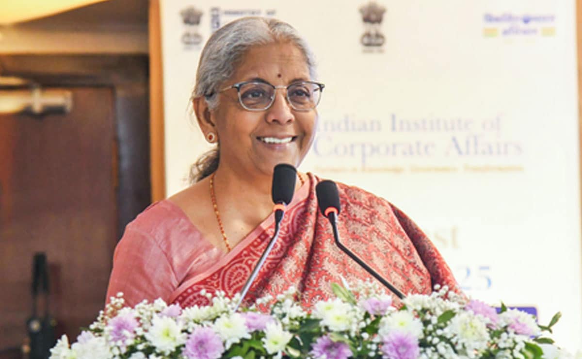 Number of Jan Dhan accounts crosses 55 crore, FM Sitharaman tells banks to reach out more