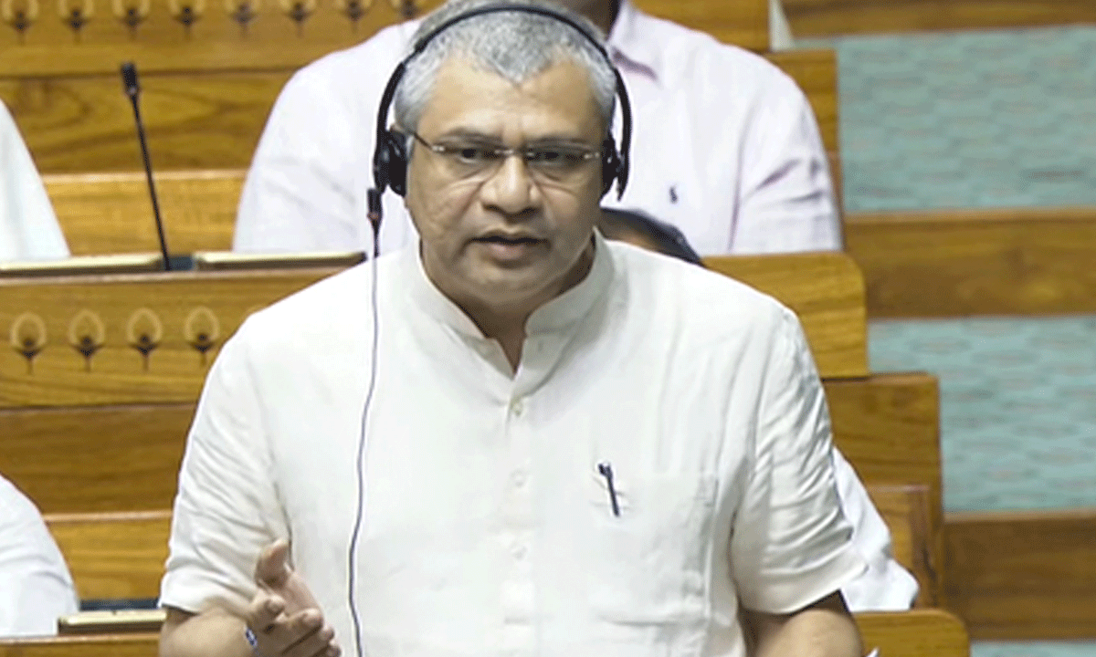 Lok Sabha passes online gaming bill without debate