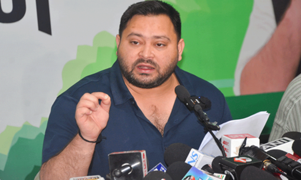 Tejashwi Yadav attacks Nitish Kumar, Chandrababu Naidu over new bills to oust arrested PM, CMs