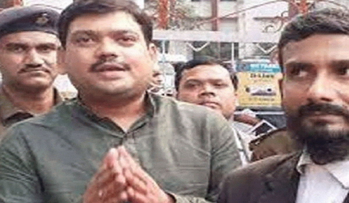 Supreme Court grants bail to former BJP MLA in jail for 8 years in murder case