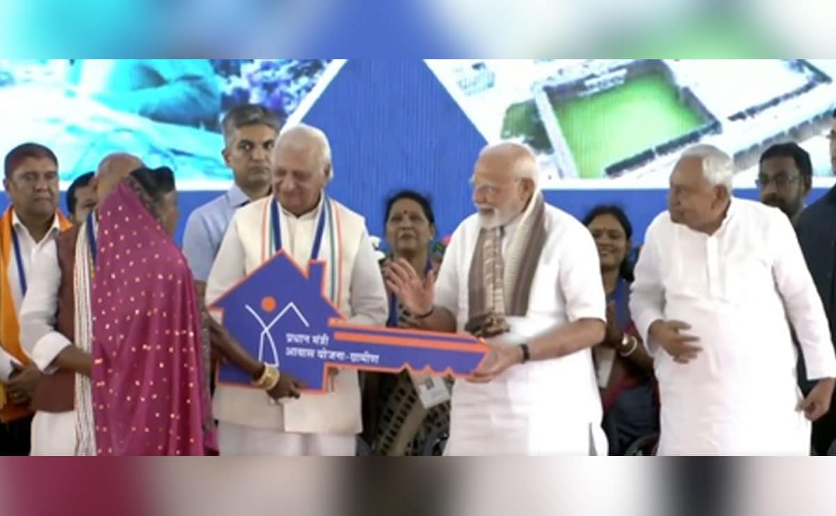 Removing difficulties of poor, making lives of women easier: PM Modi explains ‘greatest joy’ at Bihar event