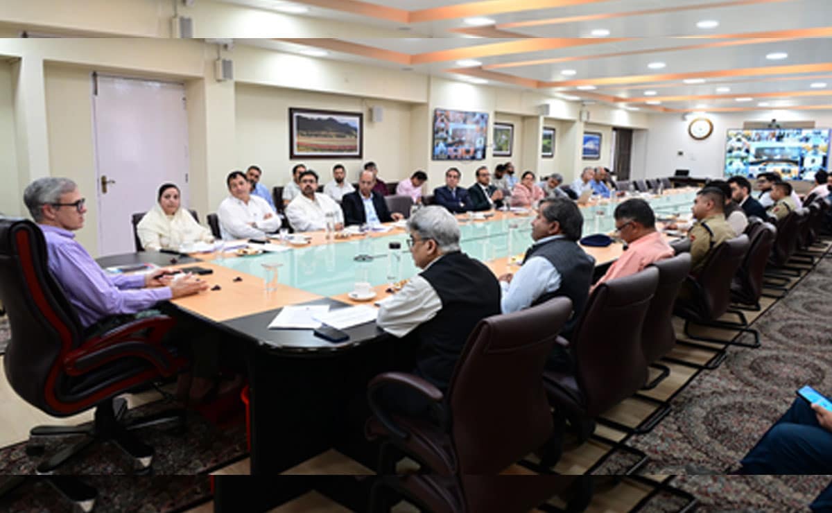 J&K: Omar Abdullah orders strict action against sub-standard meat dealers