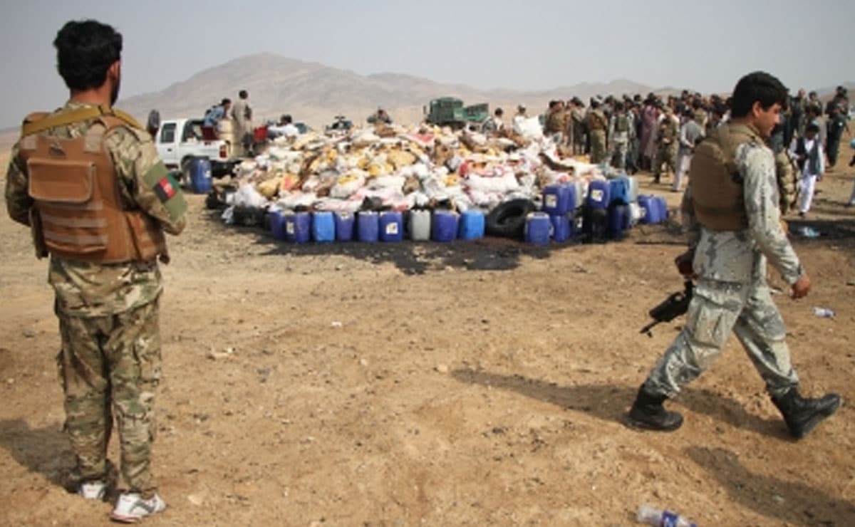 Afghan police destroy nearly 30 tonnes of illicit drugs