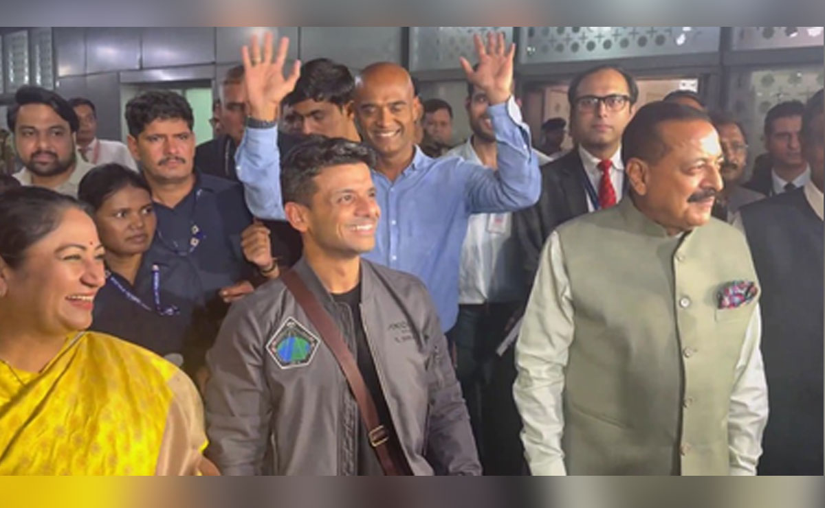 Made us proud: Delhi residents give warm welcome to Astronaut Shubhanshu Shukla