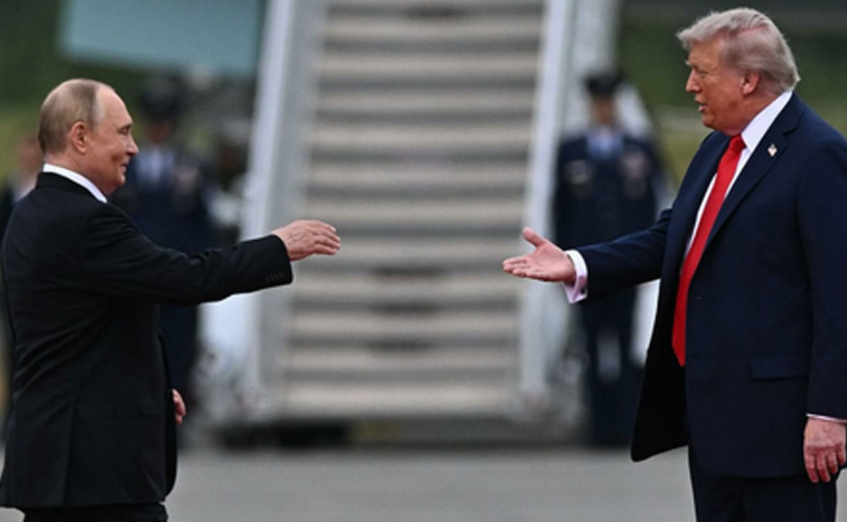 Trump dials Putin, discusses holding trilateral meeting with Zelensky: Kremlin