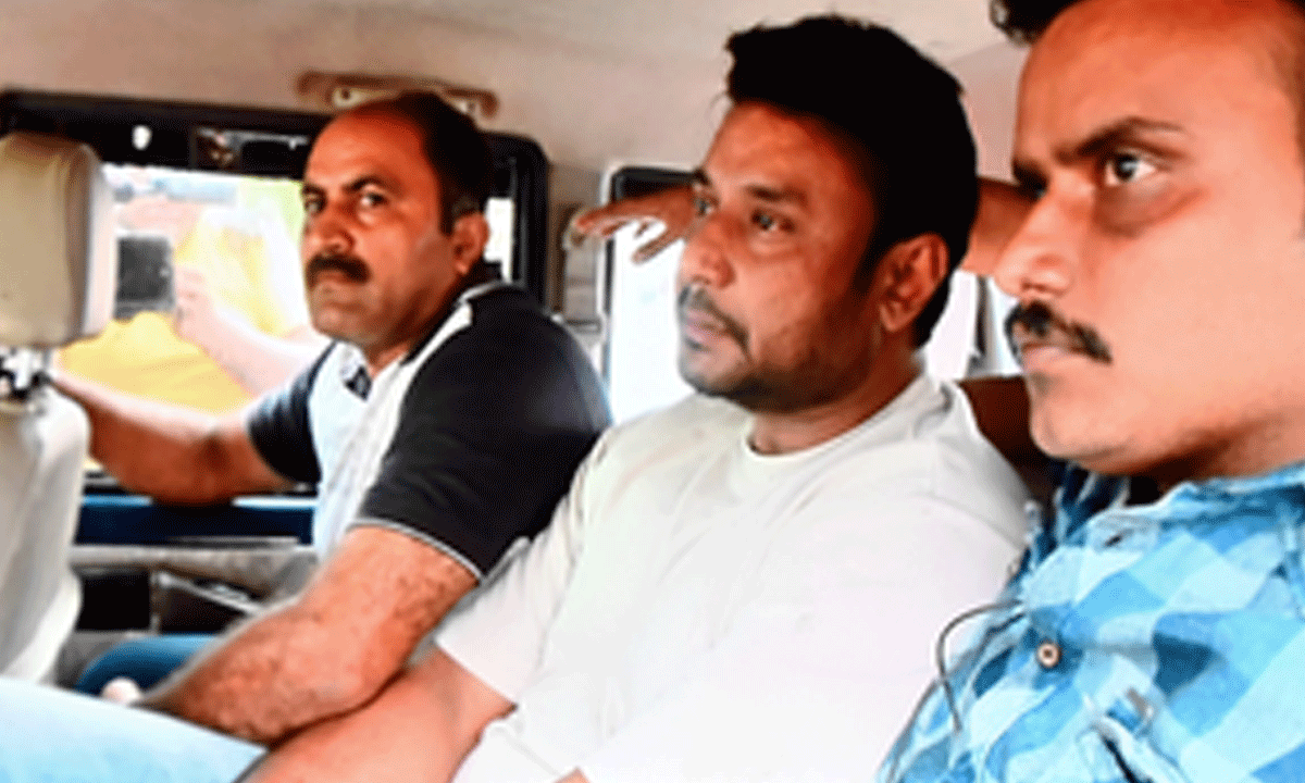 Supreme Court cancels Darshan's bail in fan murder case, orders immediate arrest