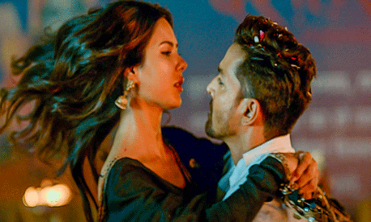 Harshvardhan, Sonam’s ‘Ek Deewane Ki Deewaniyat’ teaser is full of emotions, heartbreak & love