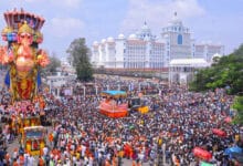 Hyderabad Gears Up for Ganesh Immersion 2025: GHMC Deploys 14,000 Staff, 300 Cranes with 74 Ponds & 20 Main Tanks