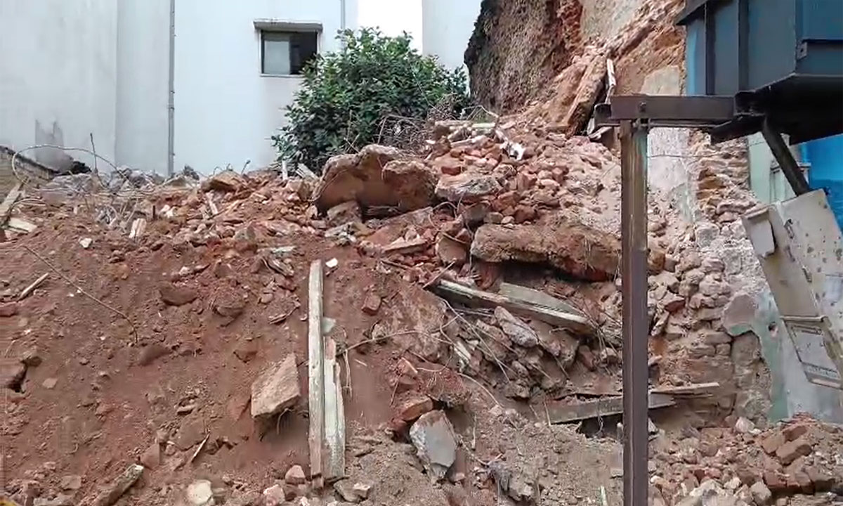 Hyderabad Tragedy: Old Building Collapses in Begum Bazaar; No Casualties Reported