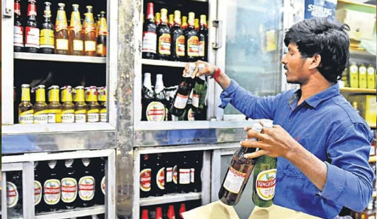 Telangana Liquor Traders Seek License Transfers, Larger Permit Rooms Ahead of New Policy