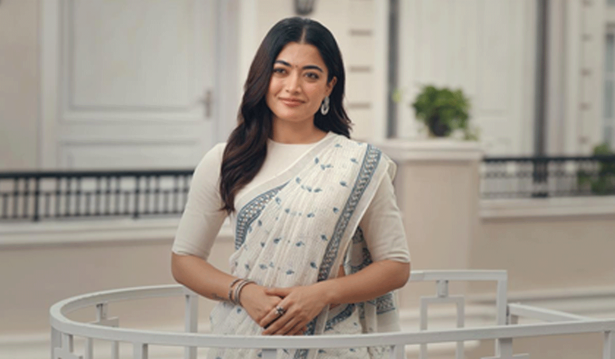Rashmika Mandanna steps into a politician’s avatar, dons a crisp saree; Is a new project in the works?