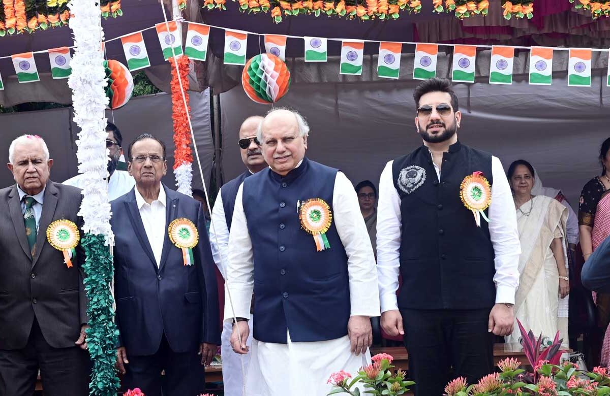 Independence Day Celebrated at Sultan-ul-Uloom Education Society