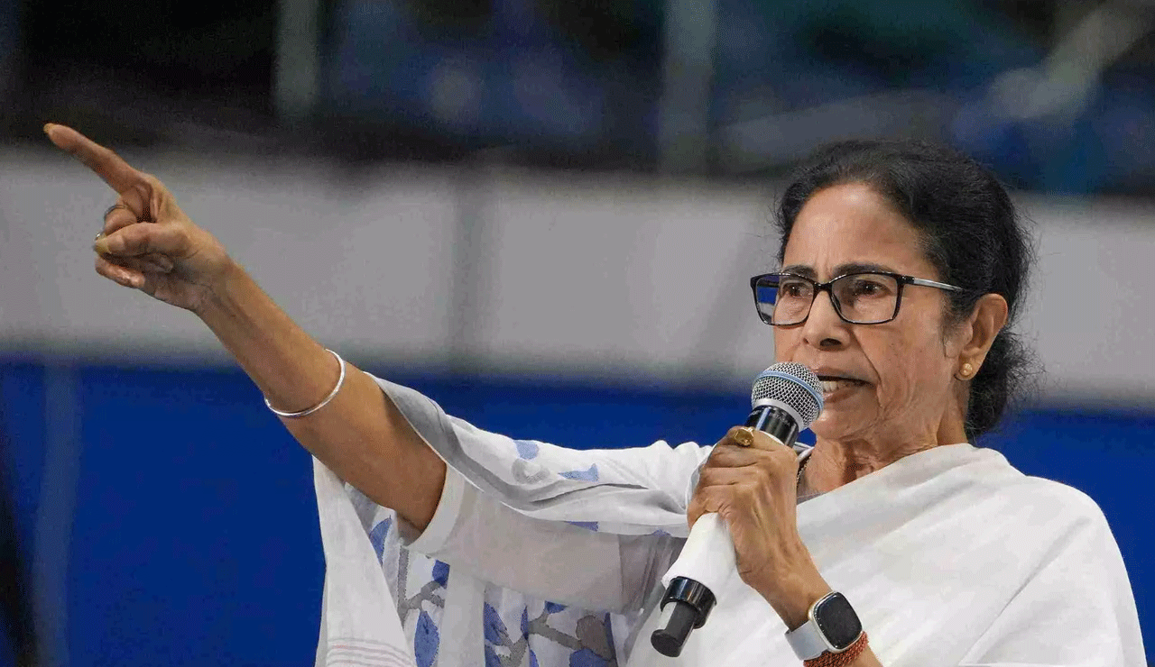 Step to end democratic era of India forever: Mamata Banerjee on 130th Constitution Amendment bill