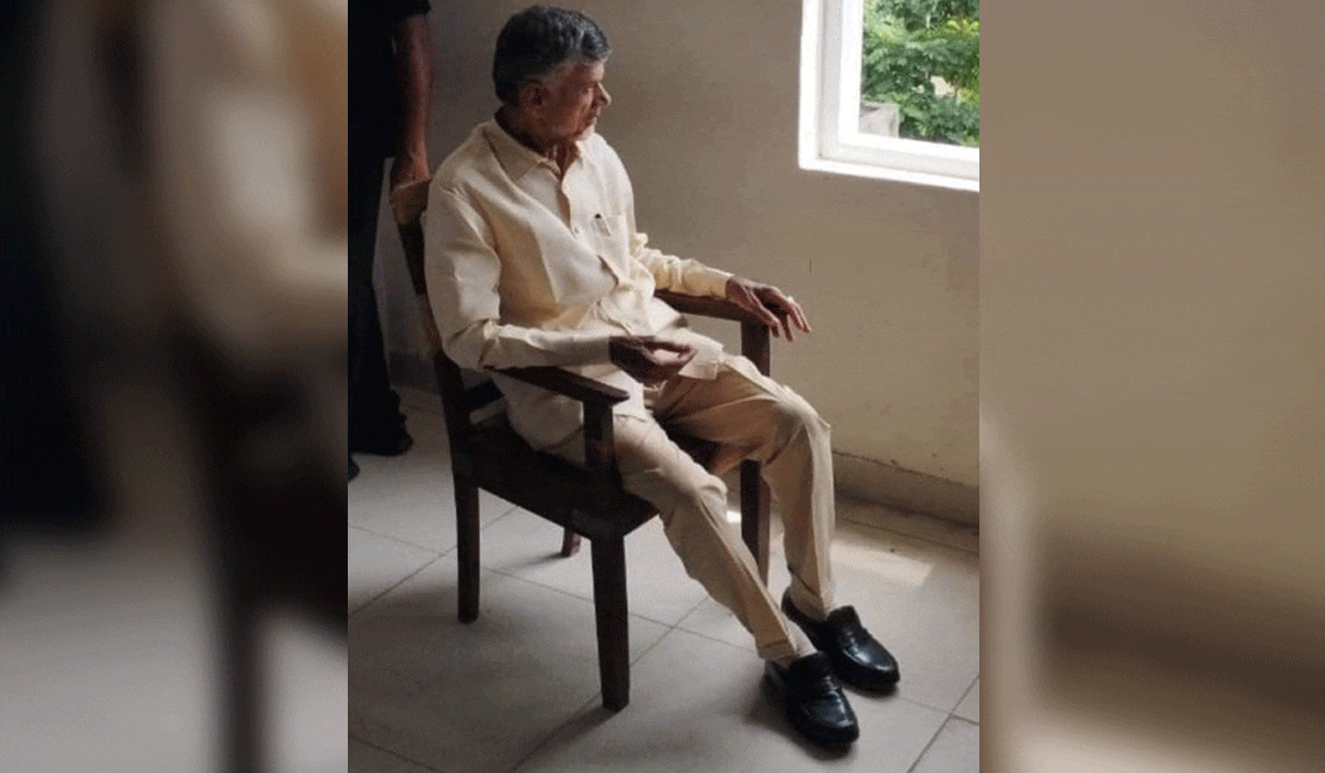 Pain of that moment remains, says Lokesh on father’s arrest two years ago