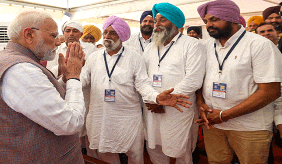 PM Modi announces assistance of Rs 1,600 crore for flood-hit Punjab