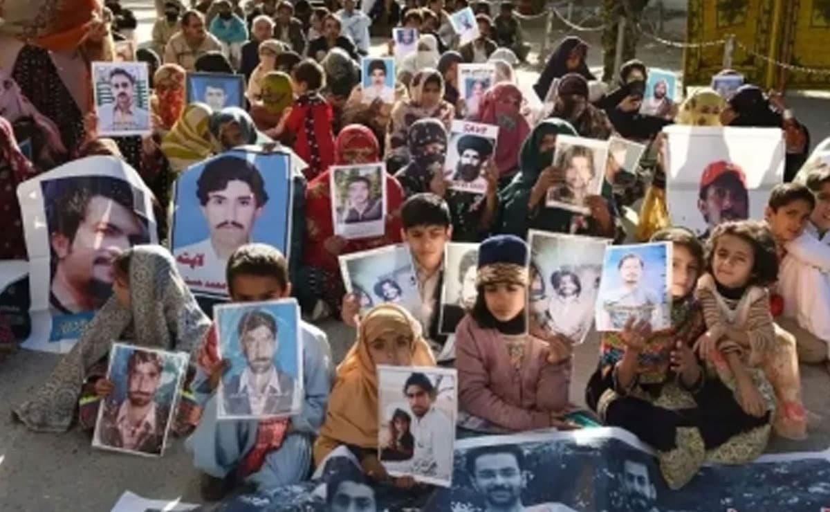 Rights body urges Pakistan government to end enforced disappearances