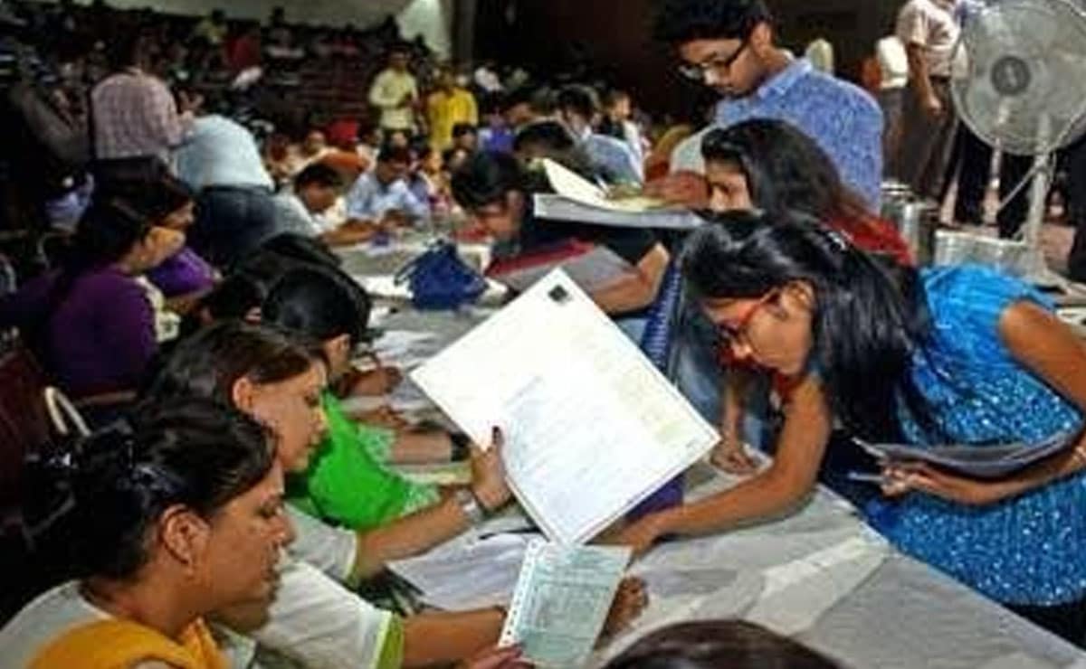 More Indian women pursuing MBAs abroad: Report
