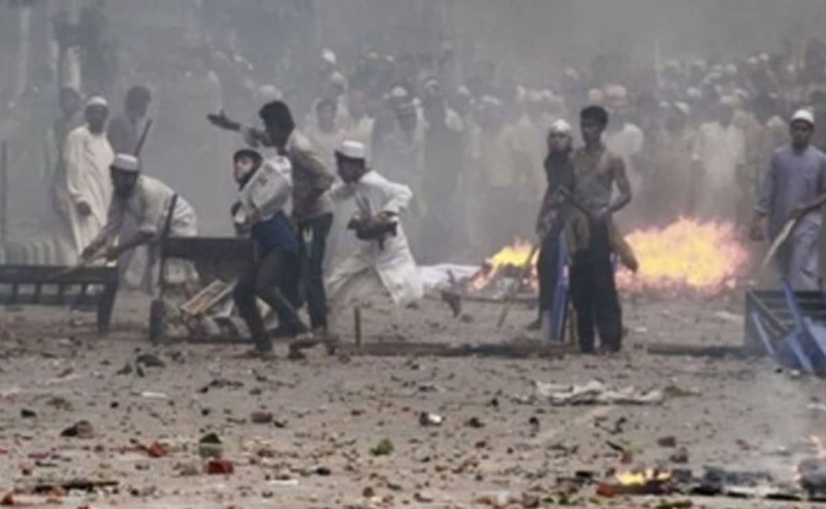 Bangladesh: Awami League condemns attack at Jatiya Party office in Dhaka