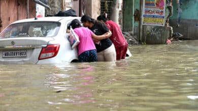 Rahul Gandhi, MA Baby express grief over electrocution deaths in Kolkata