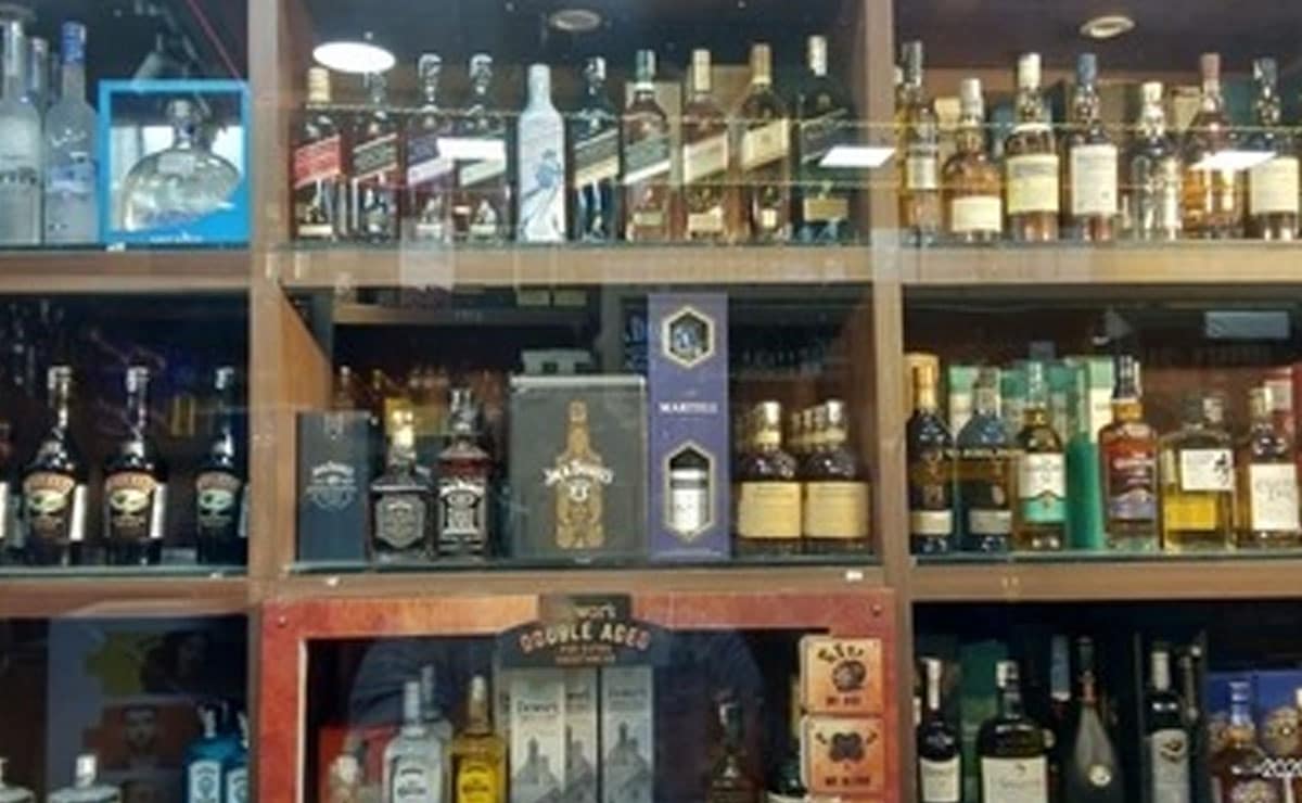 Liquor prices in TN may rise as GST hike pushes up costs on packaging, service