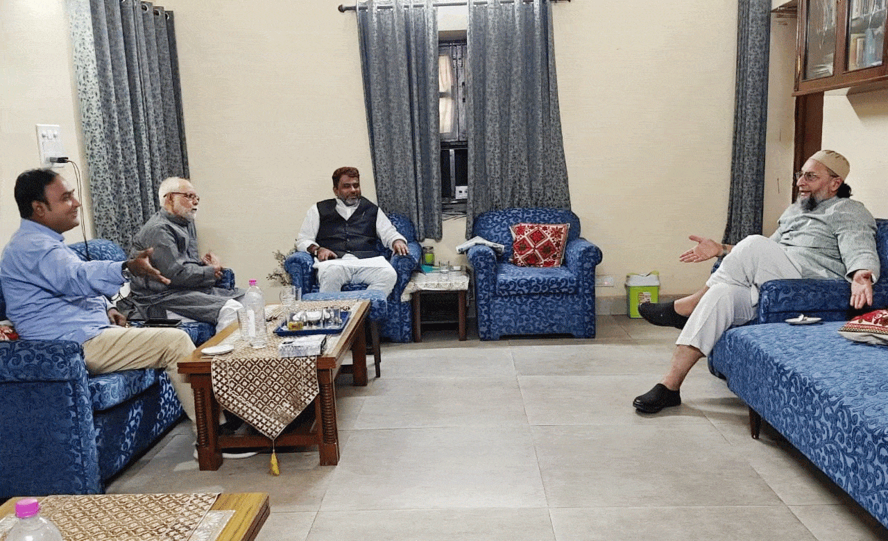 Bihar Elections 2025: Owaisi Vows AIMIM Will Fight with “Full Force”