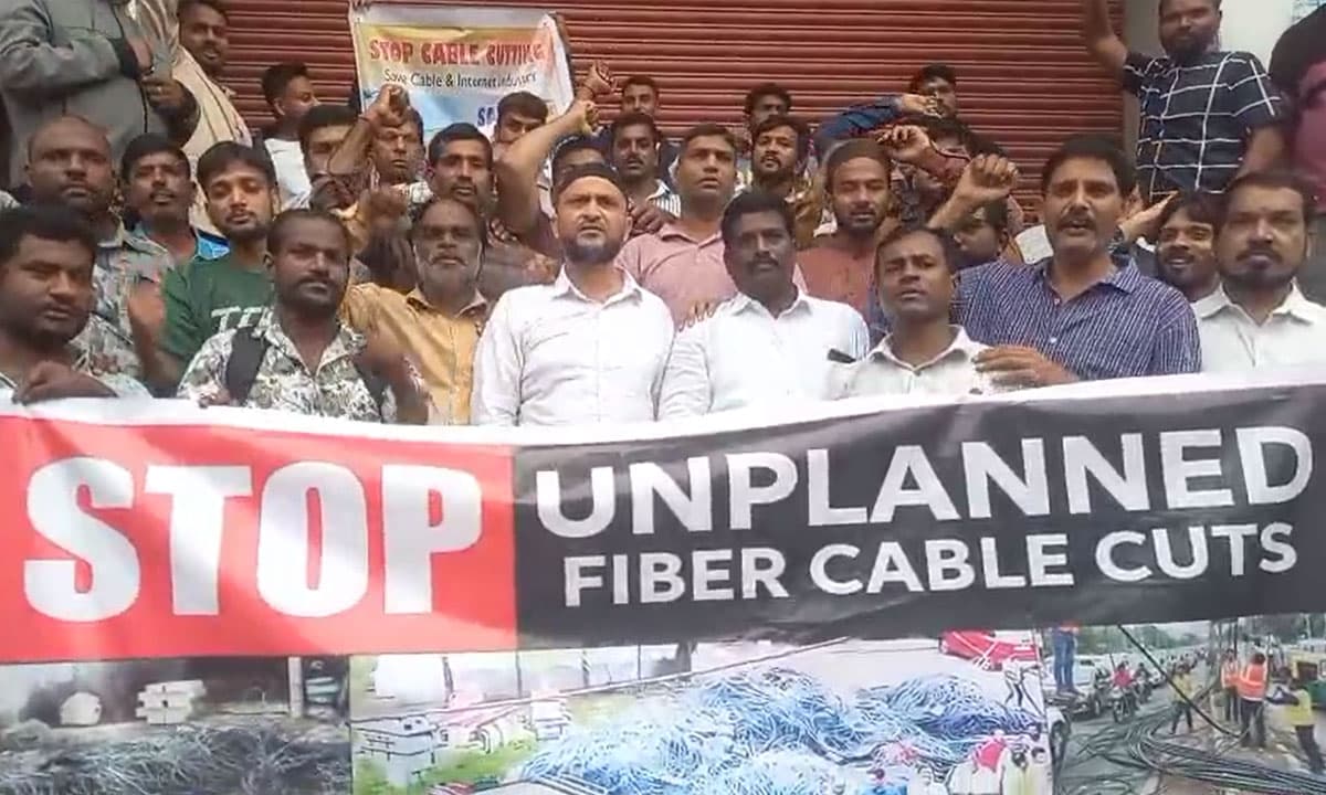 Cable TV and Internet Operators Protest in Old City, Chandrayangutta