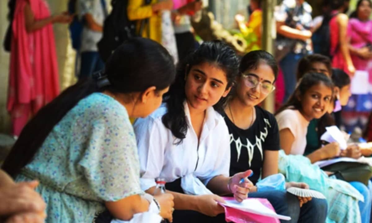 Group-1 Rankers’ Parents Demand Political Leaders Stop Using Their Children’s Futures as Pawns