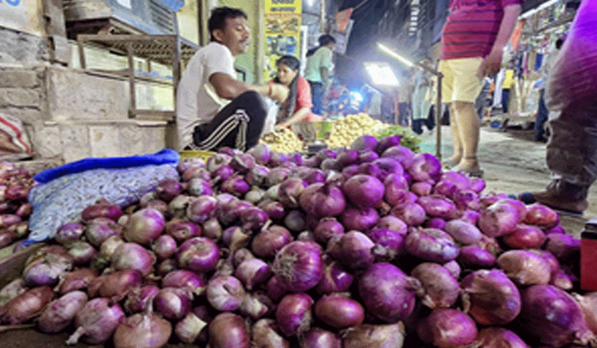 Centre launches sale of onions at Rs 24 per kg to keep prices in check
