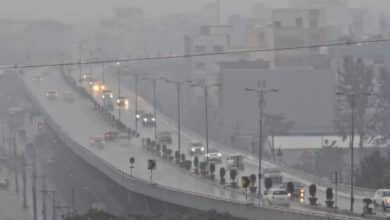 Hyderabad Heavy Rains: Traffic Paralyzed, Metro Overcrowded, Daily Life Severely Disrupted