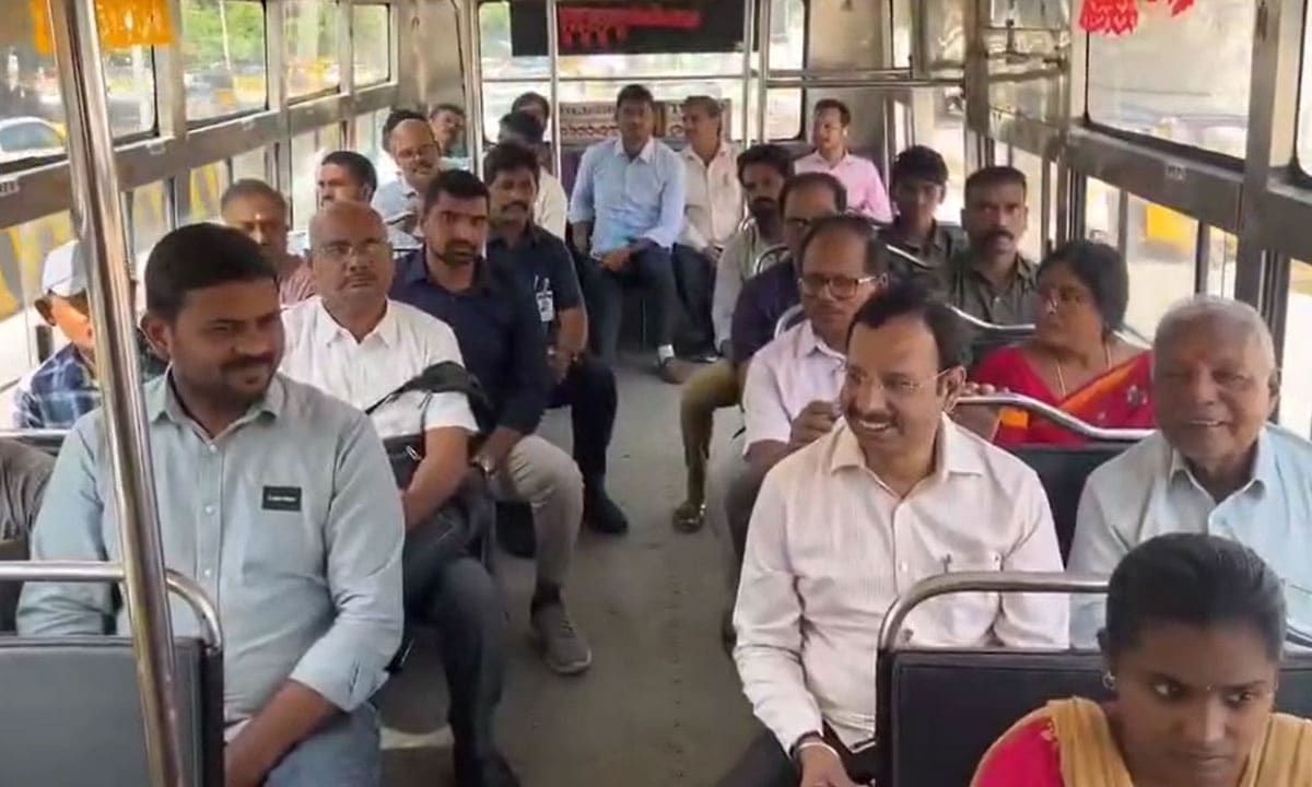 Sajjanar Boards RTC Bus, Interacts with Commuters in Symbolic Farewell