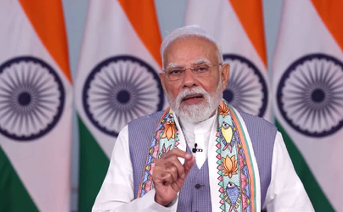 PM Modi launches Mahila Rojgar Yojana, transfers Rs 7,500 crore to 75 lakh women in Bihar