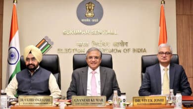 Bihar polls: ECI holds meet of enforcement agencies to combat movement of cash, liquor and drugs 
