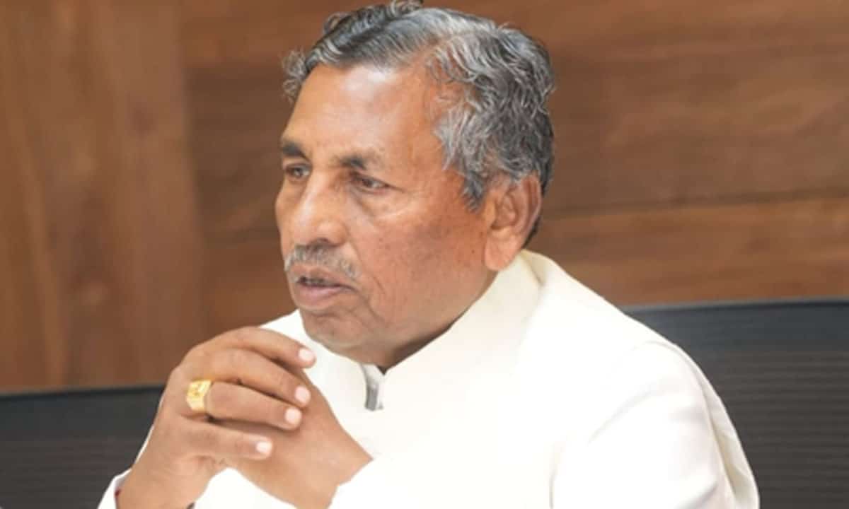 Congress infighting: Parameshwara backs Minister Muniyappa for Karnataka CM post