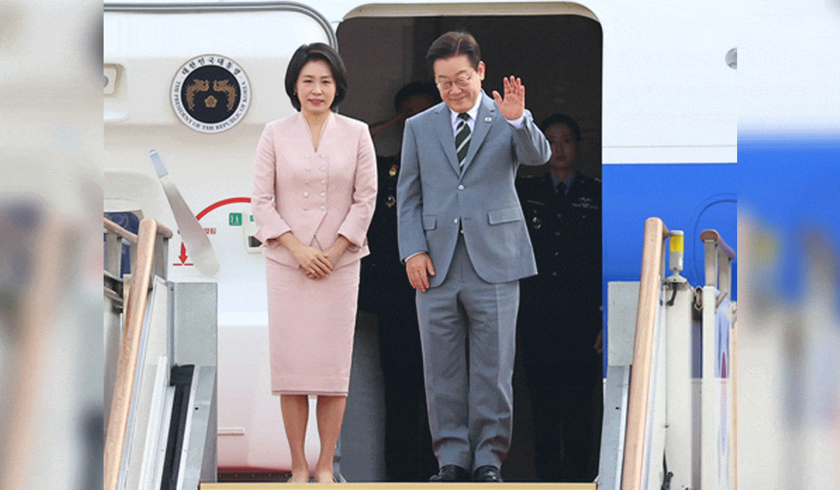 South Korean President Lee departs for Malaysia to attend ASEAN summit