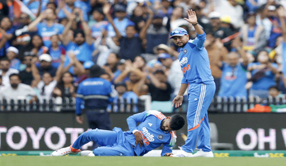 Shreyas Iyer admitted to Sydney hospital after left rib cage injury, to be assessed by specialists