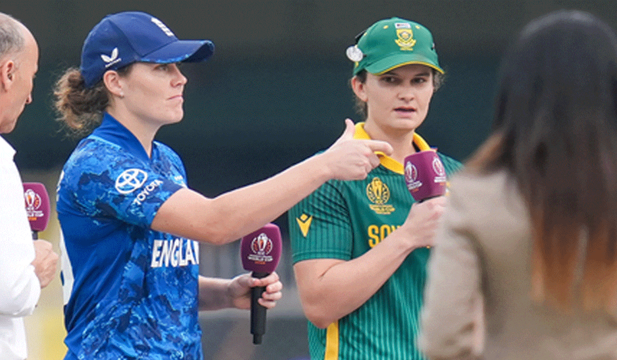 Women's WC: England elect to bowl first against South Africa