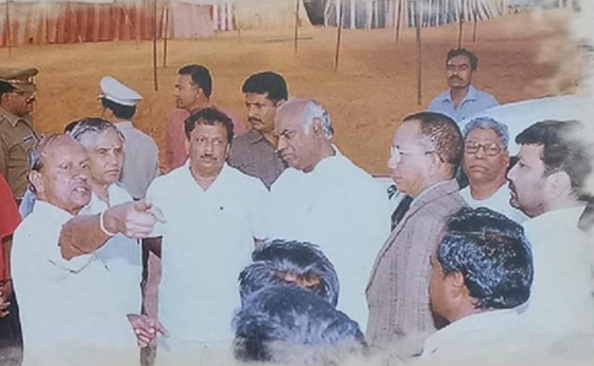 Mallikarjun Kharge attended RSS event to caution against mischief, says Priyank; defends ban remark