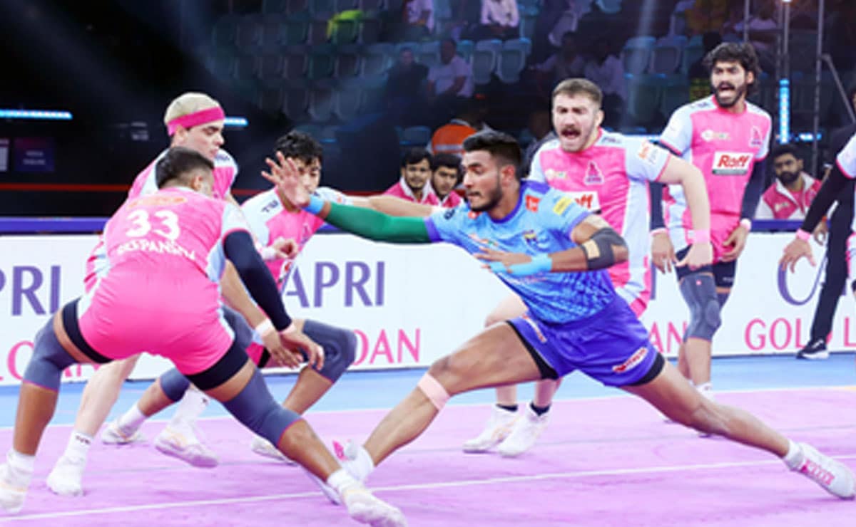 PKL 12: Nitin Kumar's Super 10 helps Jaipur Pink Panthers beat Bengal Warriorz to keep top-8 hopes alive
