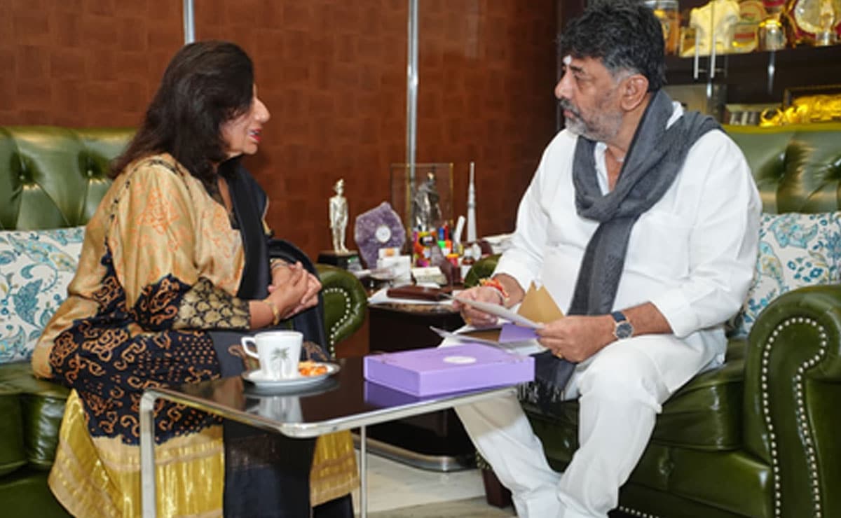 Biocon chief Kiran Mazumdar-Shaw meets K'taka CM, Dy CM; discusses Bengaluru's growth