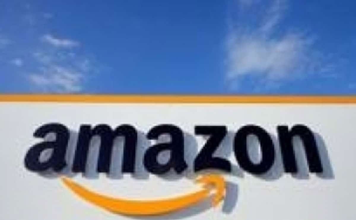 Amazon laying off about 30,000 corporate employees, starting Tuesday: Report