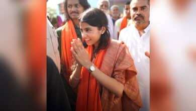 Impractical magic: Maithili Thakur slams Tejashwi’s ‘govt job for every household’ promise