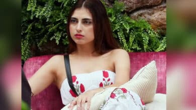 ‘Bigg Boss 19’: Farrhana Bhatt throws water on Abhishek Bajaj